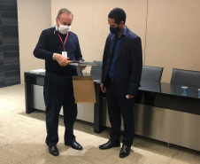 Comitiva da Segurança Pública visita Cooperativa Lar Agroindustrial