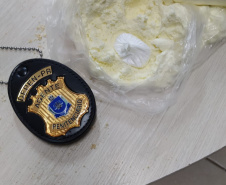 Agentes penitenciários de Marechal Cândido Rondon impedem arremesso e evitam entrada de cinco celulares, maconha e fumo