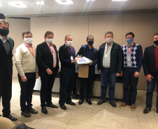 Comitiva da Segurança Pública visita Cooperativa Lar Agroindustrial