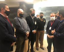 Comitiva da Segurança Pública visita Cooperativa Lar Agroindustrial