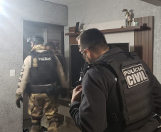 Polícia Civil prende três suspeitos de homicídio ocorrido após festa em motel de Curitiba    
