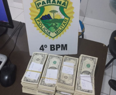  Polícia Militar recupera carro e apreende U$ 145 mil dólares ao atender ocorrência de perturbação do sossego em Maringá