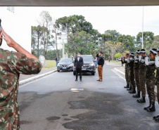 ​Paraná recebe 100 fuzis do Exército para reforçar segurança pública