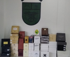 No Oeste do estado, BPFron apreende vinho contrabandeado e arma