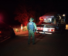 BPFron apreende mais de 400 quilos de maconha e pacotes de cigarros contrabandeados no Oeste do estado