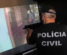 Polícia Civil promove curso de atualização de armamento e tiro em Cascavel