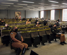  Comandantes de unidades de Curitiba recebem instrução sobre atendimento de ocorrências de violência doméstica 