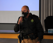  Comandantes de unidades de Curitiba recebem instrução sobre atendimento de ocorrências de violência doméstica 
