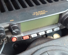  BPRv apreende dois veículos equipados com rádio transmissores no Oeste do estado 