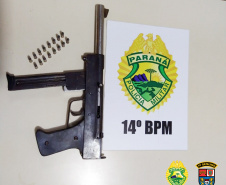  No Oeste do estado, PM prende cinco pessoas e apreende arma de fogo, munições e drogas 