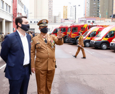  Governador entrega 15 novas viaturas para o Corpo de Bombeiros