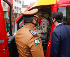  Governador entrega 15 novas viaturas para o Corpo de Bombeiros