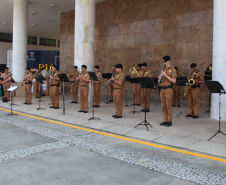 Polícia Militar doa quase 500 brinquedos a campanha Paraná Piá do Governo do Estado