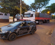  Meia tonelada de maconha e carreta com cigarros contrabandeados são apreendidos no Oeste do PR pela Operação Hórus 