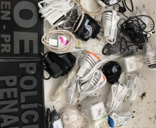 Agentes penitenciários do sudoeste impedem entrada de 1,2 quilos de maconha, celulares e outros ilícitos em unidade penal