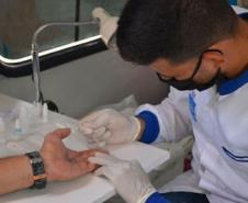 Em Ponta Grossa, servidores participam de atividades de atenção à saúde do homem