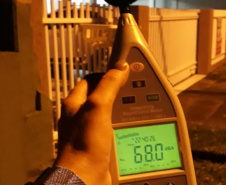 AIFU fecha três estabelecimentos comerciais em Curitiba e apreende 13 aparelhos de som no Litoral do estado