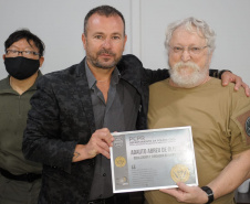  Polícia Civil homenageia fundador do grupo Tigre