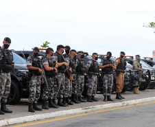 Operação policial conjunta resulta em prisões, apreensão de drogas e armas