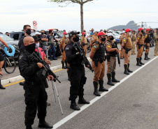 Operação policial conjunta resulta em prisões, apreensão de drogas e armas