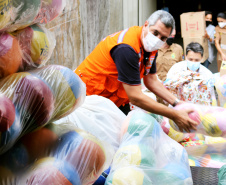 Mais de 1,5 mil brinquedos arrecadados pela Segurança Pública são entregues ao projeto Natal Voluntário