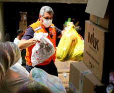 Mais de 1,5 mil brinquedos arrecadados pela Segurança Pública são entregues ao projeto Natal Voluntário