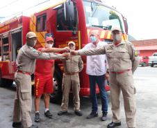 Caminhão moderno é entregue ao Corpo de Bombeiros de Matinhos, no litoral do Paraná