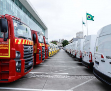 Entrega de mais 60 veículos reforça forças de segurança do Estado