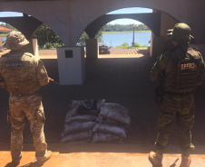 Barco com meia tonelada de agrotóxicos é apreendida em Pato Bragado durante a Operação Hórus