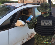 BPFron apreende 5,5 quilos de haxixe e dois veículos carregados com cigarros contrabandeados no Oeste do estado