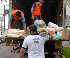 PCPR entrega à Defesa Civil cinco toneladas de doações para vítimas de enchentes de Guaraqueçaba  