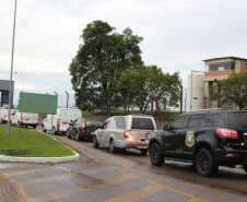 Logística de transporte de corpos, vítimas e familiares termina em Curitiba e avião decola ao Pará; peritas paranaenses seguem no mesmo voo