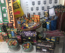 Polícia Civil prende homem com grande quantidade fogos de artifício
