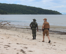 Comerciantes e turistas aprovam policiamento preventivo na Ilha do Mel