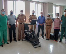 Hospital da Polícia Militar (HPM) recebe equipamentos para fisioterapia doados pela AMAI em Curitiba (PR)