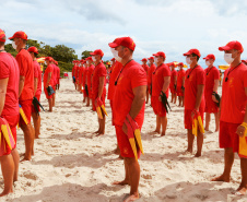 Corpo de Bombeiros forma nova turma de guarda-vidas militares