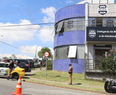 Ministro da Justiça e Segurança visita Delegacia da Mulher e do Adolescente em São José dos Pinhais, na RMC
