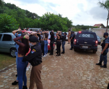 Polícia já prendeu 420 pessoas e interditou 209 pontos comerciais