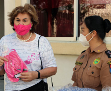 Embaixadoras da Paz Mundial entregam presentes para as profissionais da saúde do Hospital da PM em Curitiba