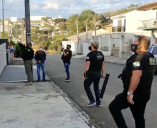 Polícia Civil prende suspeitos envolvidos em clonagem de veículos