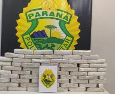 Mais de 48 quilos de crack são apreendidos pela PM e cinco pessoas acabaram presas em Curitiba