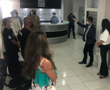Comitiva da Segurança Pública visita sede do programa PRUMOS em Londrina e apresenta à juíza do TJPR 