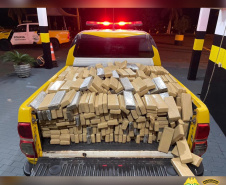 Carro abandonado em milharal é apreendido com 612 quilos de maconha em Doutor Camargo