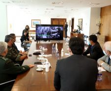 Governador apresenta ao presidente do Superior Tribunal Militar projeto da ESA em Ponta Grossa