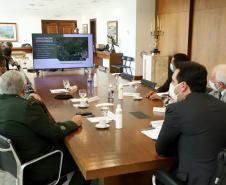 Governador apresenta ao presidente do Superior Tribunal Militar projeto da ESA em Ponta Grossa