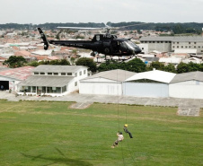PCPR realiza treinamento aerotático com policiais civis