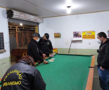Segurança interrompe festas e dispersa mais de mil pessoas em Curitiba no final de semana