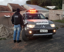 Casal com drogas e arma é preso pela Polícia Civil por tentativa de homicídio em São José dos Pinhais