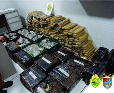 Mais de 600 quilos de maconha são apreendidos pela PM em Nova Cantu (PR)