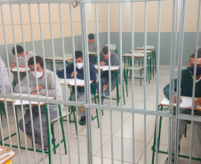 Paraná tem quase 7 mil inscritos no Encceja para pessoas privadas de liberdade 